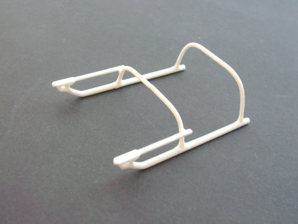 AS 350 Landegestell 1 flach kurzer Tritt - Bild 1 von 1