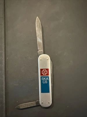Navaja suiza Victorinox Silver Alox Ambassador 74 mm “SKA CS” usada Foto 1 de 4