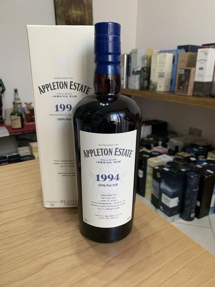 Appleton Estate Single Estate Jamaica Rum 1994 Aged 26 Tropical Years In Jamaica - Immagine 1 di 2