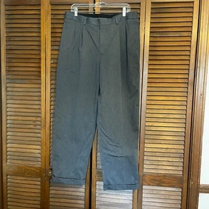 LL Bean Herrenhose Größe 34 x 31 grau Plissee Bündchen natürliche Passform 100 % Baumwolle - Bild 1 von 12