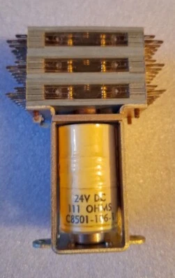 T-Bar Switch Relay C8501-106-1 24VDC 111 Ohms Coil Vintage Electronics NOS - Image 1 of 4