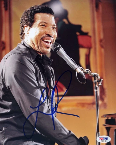 LIONEL RICHIE Signed 8x10 Photo PSA/DNA #AD11431 Cover