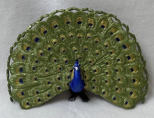 2007 Safari Ltd Peacock #0212 Vinyl Green Blue and Gold Feathers - Picture 1 of 7