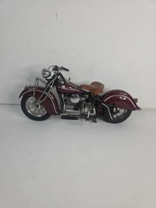 Franklin Mint Red 1942 Indian 442 Motorcycle Model 1/10 - Picture 1 of 13