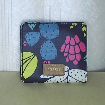 Cartera a Presión Fossil Eliza Floral Oscuro Rosa Tropical Portatarjetas de Identificación 4x4  Foto 1 de 3