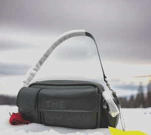 AUTÉNTICO NUEVO CON ETIQUETAS Bolso de Hombro Marc Jacobs The Leather Cargo Logo Cremallera Superior en Negro - Imagen 1 de 17