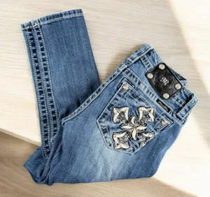 Jeans Miss Me donna 28x30 (26) "Strass Stitch Signature M" baffo skinny - Foto 1 di 15