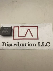 Packard PDC12.5 HVAC Dry Motor Run Capacitor 12.5 MFD/UF 370 Volts - Picture 1 of 3