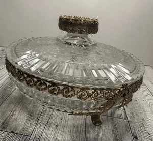 Plat couvert divisé en verre filigrane doré Hollywood Regency bonbon / pied de vanité - Photo 1/12