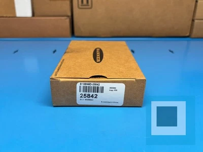 Banner Engineering S18SN6D-25842 Photoelectric Switch - Image 1 of 4