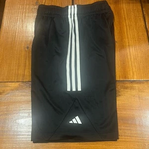 Adidas Boys Shorts NWT 3 Stripe Black 9” inseam Size XSMALL Pockets Basketball - Picture 1 of 11