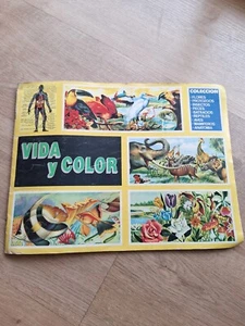 Álbum de cromos Vida y Color bastante completo de Comicromo. - Imagen 1 de 2