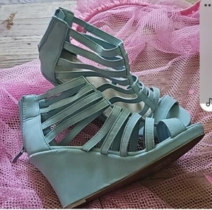 light blue strappy wedge sandals - Picture 1 of 1