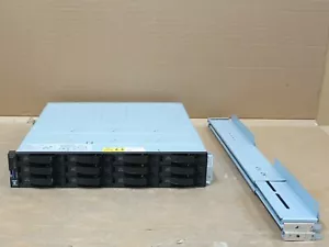 IBM Storwize V5000 2078-12E Expansion disco rigido 12 x 4 TB 7,2k - 48 TB storage totale - Foto 1 di 3