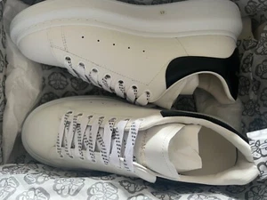 Alexander McQueen Calfskin Block Strap Low Top Lifestyle Shoes Men's Fashion - Picture 1 of 8