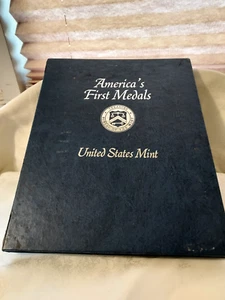 PRIMERAS MEDALLAS DE AMÉRICA, ESTADOS UNIDOS COMO NUEVAS - Imagen 1 de 4
