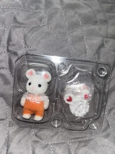 Sylvanian Families Marshmallow Mouse Baby Cake New Orange Outfit - Picture 1 of 5