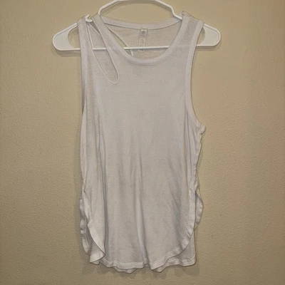 Camiseta sin mangas Alo Yoga blanca acanalada abertura lateral escote asimétrico atlético talla M Foto 1 de 4