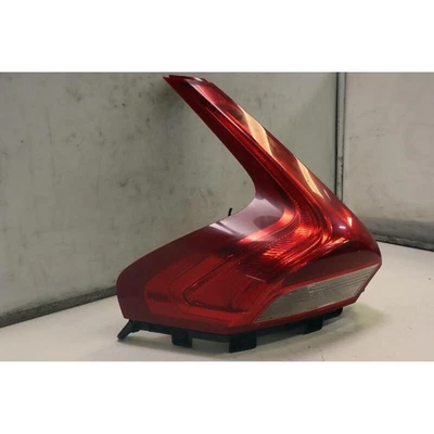 LÁMPARA TRASERA LH PARA VOLVO V40 (12-16) 1.6 TD (84KW) BER. 5P/D/1560CC 2012 Foto 1 de 4