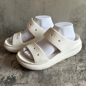 Crocs Mega Crush Damen-Sandale cremefarben schimmernd Plateau-Pantolette bequem klobig Größe 9 - Bild 1 von 9