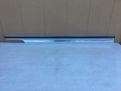 Moldura de puerta Cadillac Deville 1994-1996 Foto 1 de 4