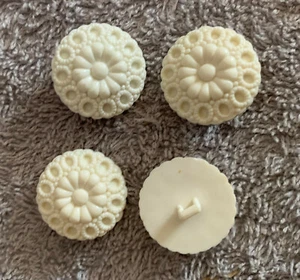 4 Pretty White Lacy Design Plastic Buttons 1", Square Self Shank (More Avail) - Picture 1 of 1