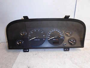 02 03 04 Jeep Grand Cherokee Laredo Sport Speedometer Gauge Cluster 56050802AC - Picture 1 of 10