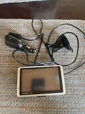 Garmin Nuvi 1350 gps - Image 1 of 3