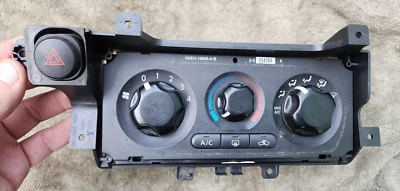 Nissan XTerra Pathfinder 2005-2012 aire acondicionado calefacción temperatura control climático 27510-EA000 Foto 1 de 4
