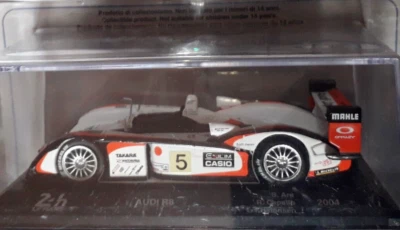 AUDI R8 LE MANS 2004 - Ara/Capello/Kristensen - 1:43 Hachette - Immagine 1 di 2