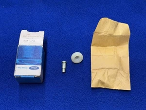 Ford Genuine NOS Window Roller C5AZ-57262A32-A (QTY-1) - Picture 1 of 4