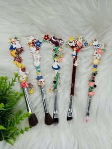 Alice in Wonderland 5pc Makeup Brush Set - Fantasy Themed, Soft & New in Wrap - Picture 1 of 6