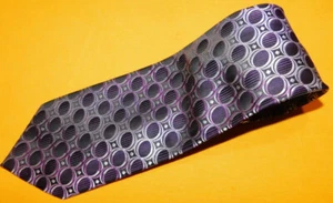 GUY LAROCHE PARIS PURPLE/LIGHT PURPLE GEOMETRIC POLYESTER TIE - DESIGNER TIE. - Picture 1 of 3