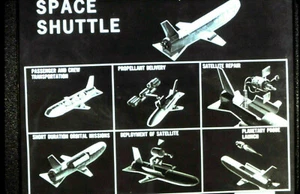 FUTURE PHOTO (1977) " SPACE SHUTTLE Images 1" (Future Report*) A14 - Picture 1 of 1