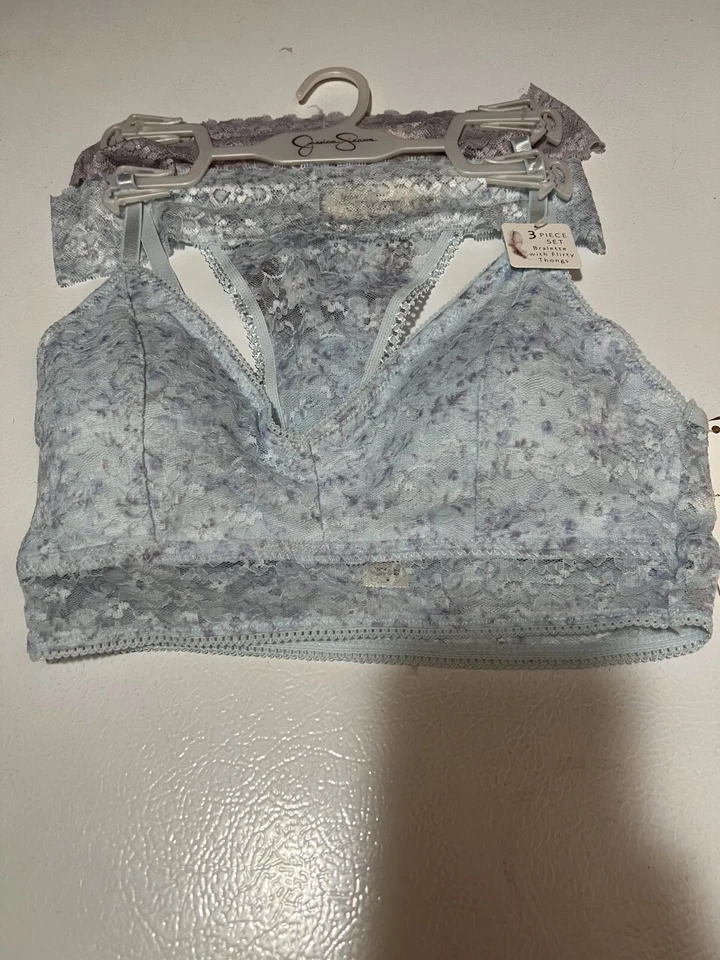 Jessica Simpson 女式 3 件套胸罩带调情丁字裤全新带标签 — 第 1/1 张图片