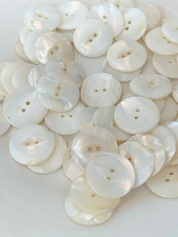 Antique MS River Pearl Buttons 2cm Fisheye Carved Buttons 1/4 Lb lot Cover