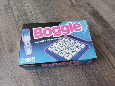 Vintage 1992 BOGGLE Parker Brothers 3- Minute Word Game Big Dice No. 0384 - Image 1 of 4