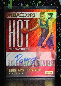 KRISTAPS PORZINGIS HOT SIGNATURES AUTO ROOKIE REFRACTOR rc nba hoops HS-KP 2015