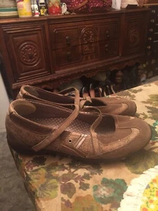 Skechers Women’s Brown Tan Leather Mary Jane Casual Comfort Shoes Size 9.5 - Picture 1 of 7