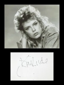 Kim Wilde - Página de álbum rara firmada en persona + Foto - París 1987 - Certificado de autenticidad - Imagen 1 de 3