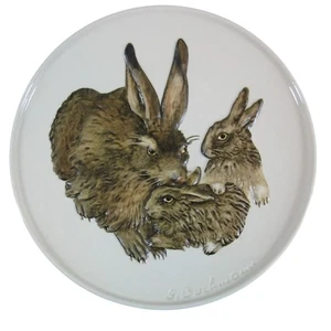 Goebel Mothers Day Series 1975 First Edition Bas-Relief Collector Plate Rabbits - Picture 1 of 5