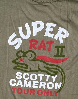 Camiseta Scotty Cameron SUPER RAT 2 - TOUR ONLY Verde Exército / Extra Grande / NOVA - Imagem 1 de 3