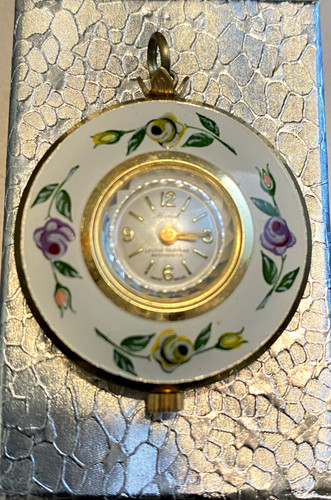 Foto 1 di 2