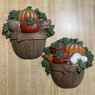 2- Cesta de verduras vintage Sexton decoración de pared 1978 hecha en EE. UU. Foto 1 de 2