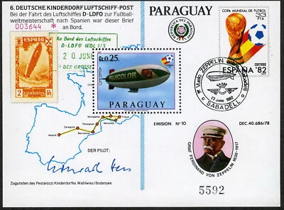 Paraguay 1983 Fuji Blimp Souvenir Sheet MNH (SC# C522) - Image 1 of 2