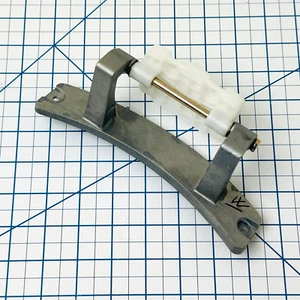 Genuine GE Washer Hinge WH01X10653 - 60 Days Warranty - Picture 1 of 2