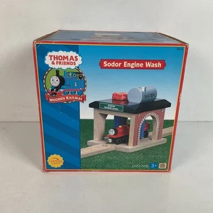 Thomas & seine Freunde SODOR LOKWASCHANLAGE Originalkarton Holzeisenbahn Panzer Vintage - Bild 1 von 9