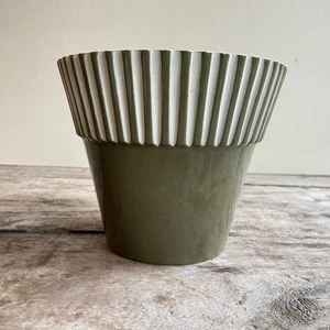 Hornsea Pottery Summit Khaki Green and White Planter Plant Pot No. 732 - Picture 1 of 7