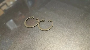 X2 CLIPS DE PISTON 15mm TYPE ANCIEN MODÈLE POUR MOBS / SCOOTERS / MOTOS / AUTOS - Imagen 1 de 1