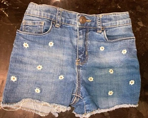 Girls Kids Blue Denim Jean Shorts W Daisies Size 5 By Osh Kosh Bigosh - Picture 1 of 3